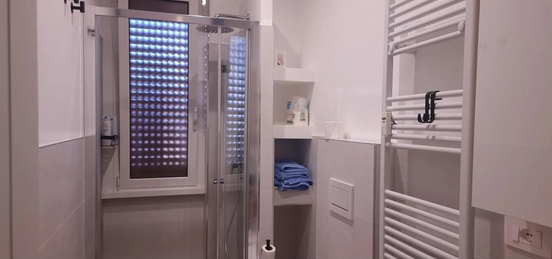 Apartment Casaballi - Bilocale Metro M3 17Min Duomo Milan