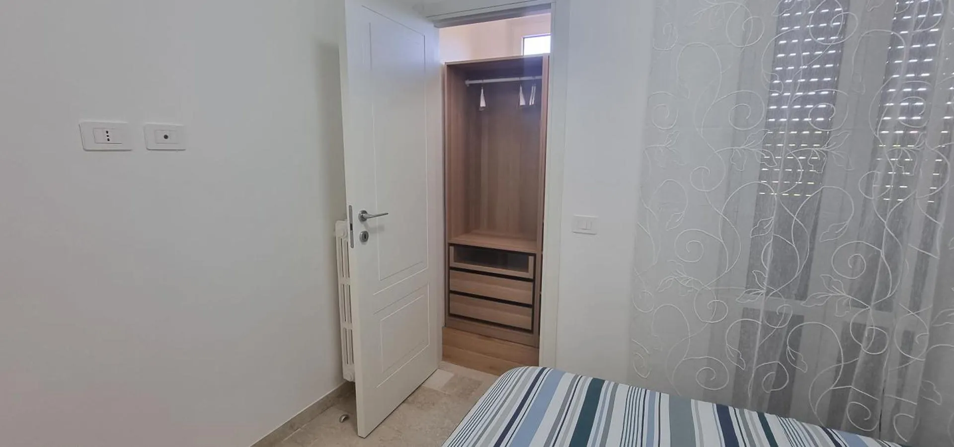 Apartment Casaballi - Bilocale Metro M3 17Min Duomo Milan Italy
